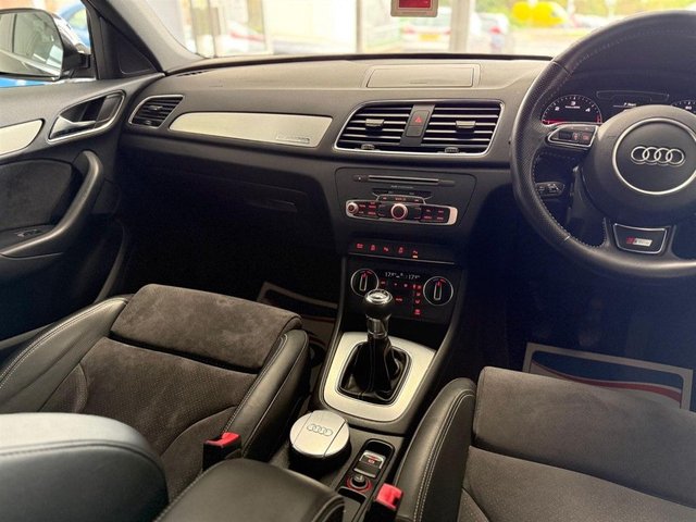 View our AUDI Q3