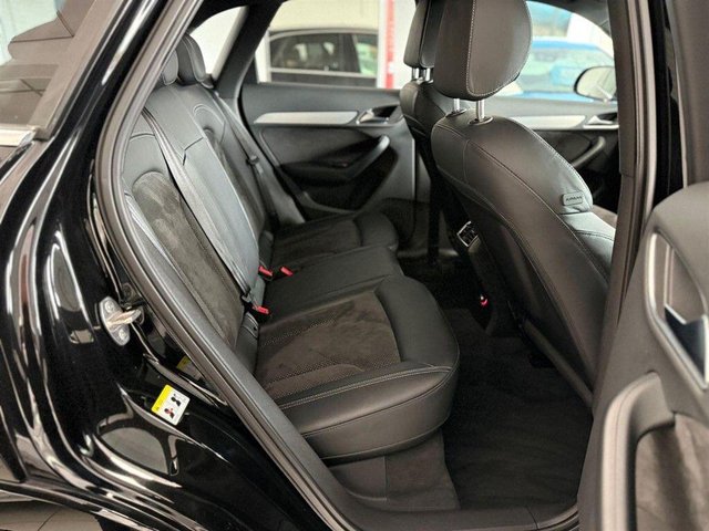 View our AUDI Q3