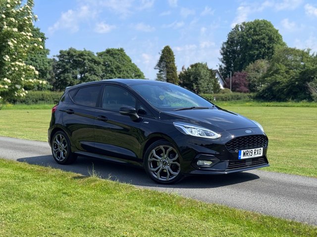 View our Ford Fiesta 1.0T EcoBoost GPF ST-Line Hatchback 5dr Petrol Manual Euro 6 (s/s) (125 ps)