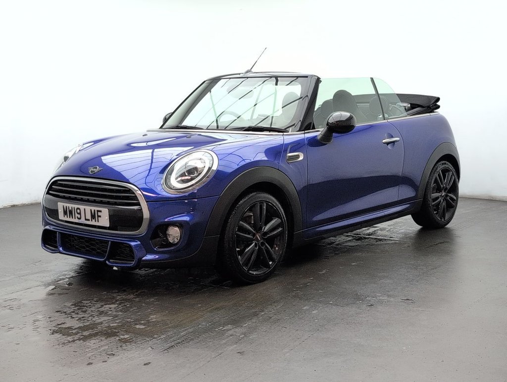 Used 2019 19 MINI CONVERTIBLE 1.5 Cooper Sport 2dr CLICK+COLLECT / HOME DELIVERY