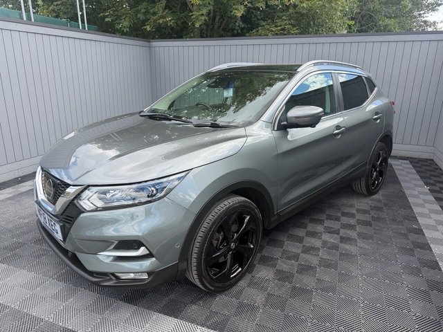 View our NISSAN QASHQAI
