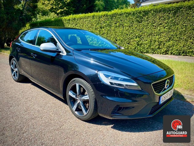 View our VOLVO V40