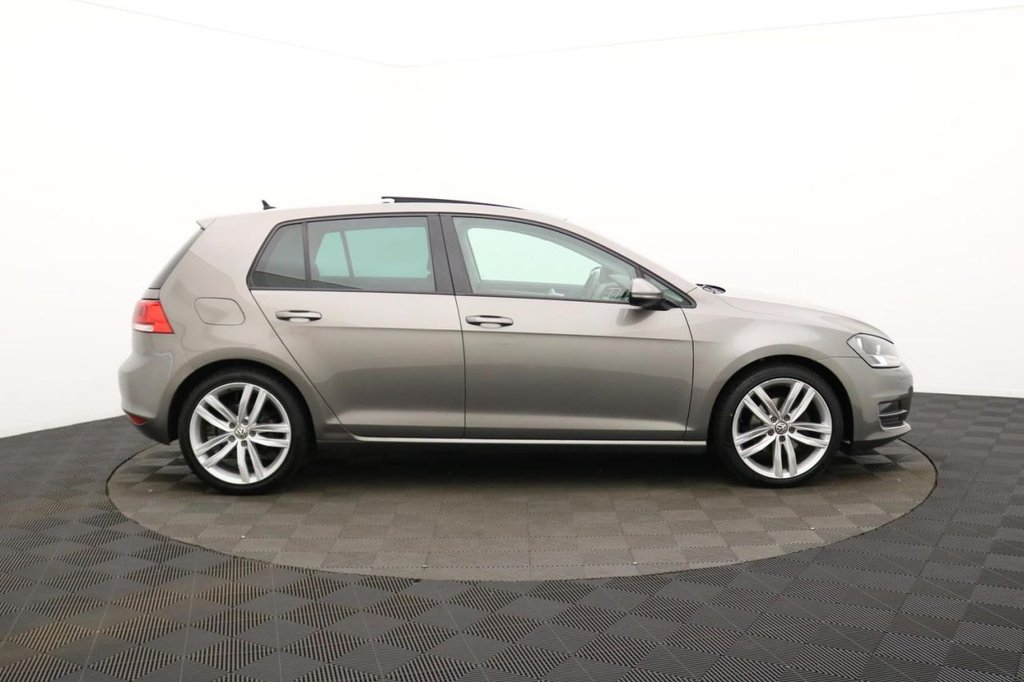 USED 2016 66 VOLKSWAGEN GOLF 2.0 TDI BlueMotion Tech GT Edition Hatchback 5dr Diesel DSG Euro 6 (s/s) (150 ps) Pan Roof, Sat Nav, Cruise