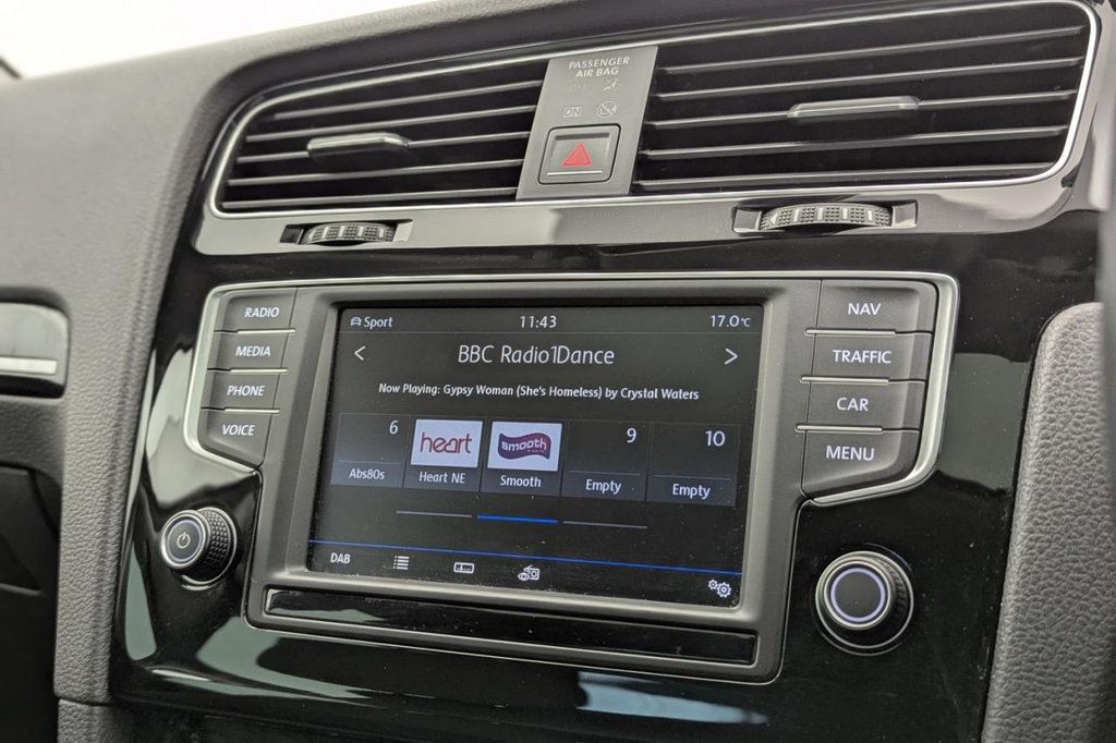 USED 2016 66 VOLKSWAGEN GOLF 2.0 TDI BlueMotion Tech GT Edition Hatchback 5dr Diesel DSG Euro 6 (s/s) (150 ps) Pan Roof, Sat Nav, Cruise