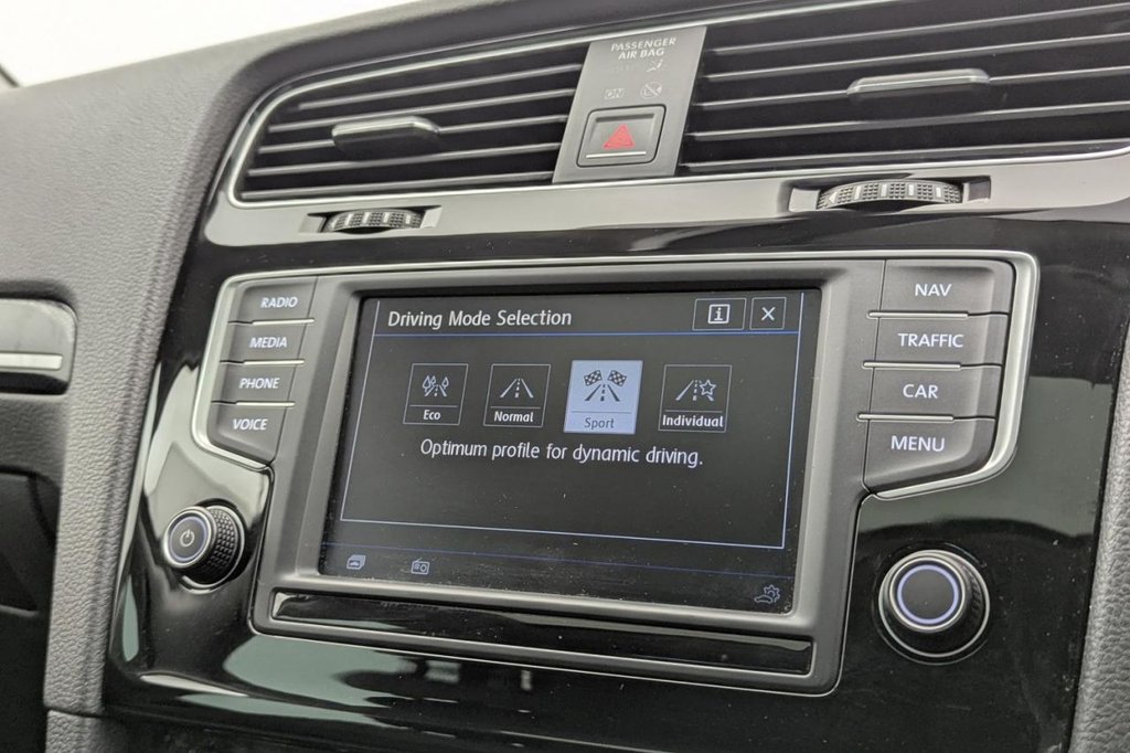 USED 2016 66 VOLKSWAGEN GOLF 2.0 TDI BlueMotion Tech GT Edition Hatchback 5dr Diesel DSG Euro 6 (s/s) (150 ps) Pan Roof, Sat Nav, Cruise