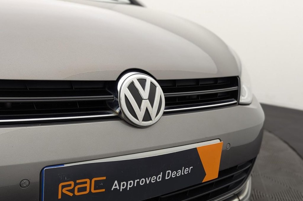 USED 2016 66 VOLKSWAGEN GOLF 2.0 TDI BlueMotion Tech GT Edition Hatchback 5dr Diesel DSG Euro 6 (s/s) (150 ps) Pan Roof, Sat Nav, Cruise