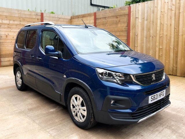 View our PEUGEOT RIFTER