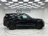 USED 2023 23 LAND ROVER DISCOVERY 3.0 D300 MHEV R-Dynamic HSE SUV 5dr Diesel Auto 4WD Euro 6 (s/s) (300 ps) Finished In Santorini Black, This 7 Seater Discovery Comes With Full Land Rover Service History, 23" Riviera Alloy Wheels, Meridian Premium Sound System, Heated Front And Rear Seats, Heated Steering Wheel, Powered Gesture Tailgate, 2 Keys, Fixed Glass Panoramic Roof, 360 And Reverse Cameras, 12 Months MOT, 3 Months Warranty. Finance And Extended Warranty Available.