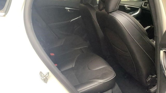 View our VOLVO V40