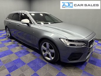 View our VOLVO V90
