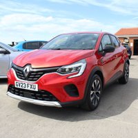 USED 2023 23 RENAULT CAPTUR 1.0 TCe evolution SUV 5dr Petrol Manual Euro 6 (s/s) (90 ps) SAT NAV PARK SENSORS CRUISE CONTROL