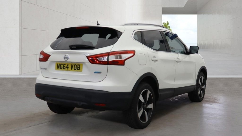 USED 2015 64 NISSAN QASHQAI 1.5 dCi n-tec+ SUV 5dr Diesel Manual 2WD Euro 5 (s/s) (110 ps)