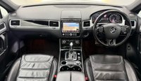 USED 2017 17 VOLKSWAGEN TOUAREG 3.0 TDI V6 BlueMotion Tech R-Line Plus SUV 5dr Diesel Tiptronic 4WD Euro 6 (s/s) (262 ps) 
