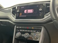 USED 2020 20 VOLKSWAGEN T-ROC 1.5 TSI GPF EVO R-Line SUV 5dr Petrol Manual Euro 6 (s/s) (150 ps) Finished In Pure White, This T-Roc Comes With 2 Keys, Reverse Camera, Front And Rear Parking Sensors, Service History, R Logo Embossed, Heated Front Seats, 19" Alloy Wheels, 12 Months MOT, 3 Months Warranty. Finance And Extended Warranty Available.