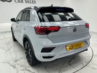USED 2020 20 VOLKSWAGEN T-ROC 1.5 TSI GPF EVO R-Line SUV 5dr Petrol Manual Euro 6 (s/s) (150 ps) Finished In Pure White, This T-Roc Comes With 2 Keys, Reverse Camera, Front And Rear Parking Sensors, Service History, R Logo Embossed, Heated Front Seats, 19" Alloy Wheels, 12 Months MOT, 3 Months Warranty. Finance And Extended Warranty Available.