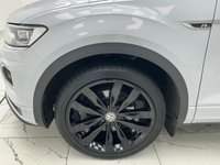 USED 2020 20 VOLKSWAGEN T-ROC 1.5 TSI GPF EVO R-Line SUV 5dr Petrol Manual Euro 6 (s/s) (150 ps) Finished In Pure White, This T-Roc Comes With 2 Keys, Reverse Camera, Front And Rear Parking Sensors, Service History, R Logo Embossed, Heated Front Seats, 19" Alloy Wheels, 12 Months MOT, 3 Months Warranty. Finance And Extended Warranty Available.