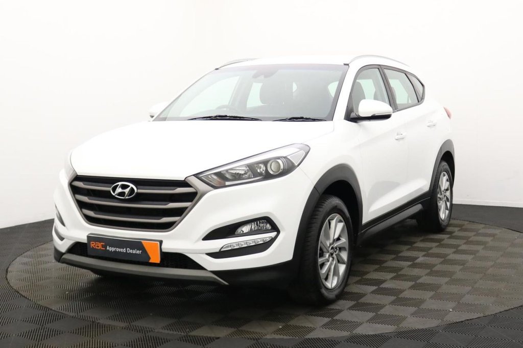 USED 2018 18 HYUNDAI TUCSON 1.6 GDi Blue Drive SE SUV 5dr Petrol Manual Euro 6 (s/s) (132 ps) Bluetooth, 17" Alloys, Air Con
