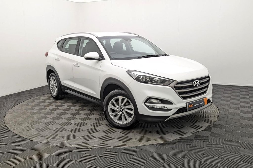 USED 2018 18 HYUNDAI TUCSON 1.6 GDi Blue Drive SE SUV 5dr Petrol Manual Euro 6 (s/s) (132 ps) Bluetooth, 17" Alloys, Air Con