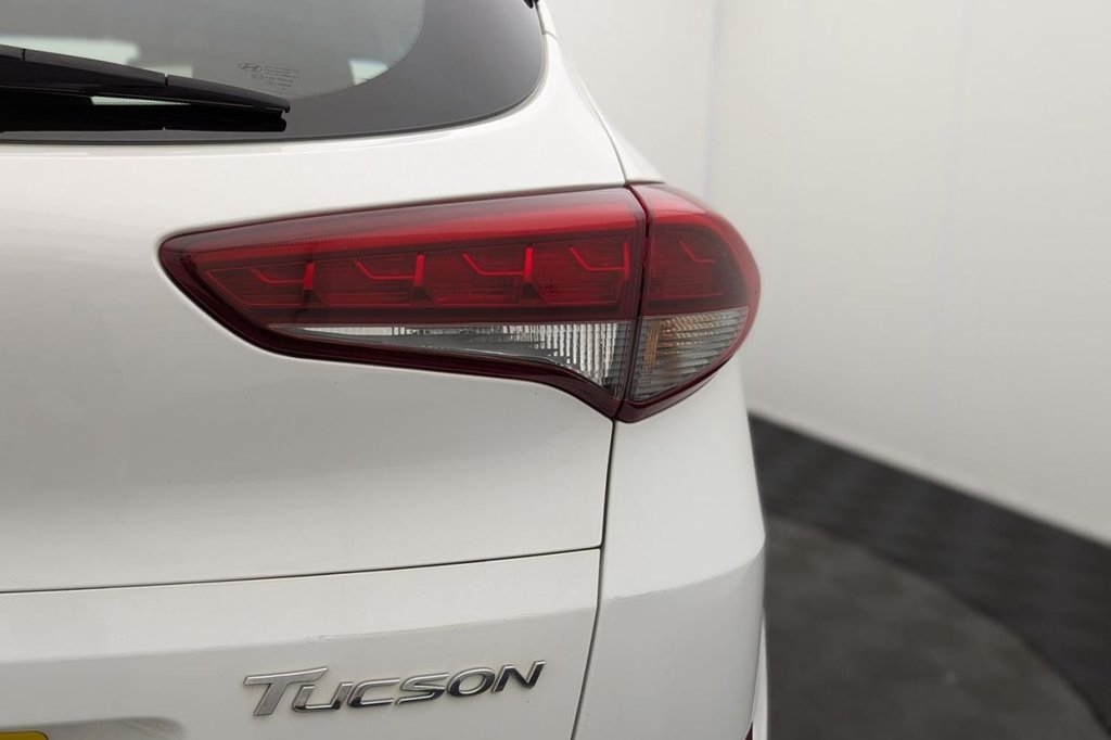 USED 2018 18 HYUNDAI TUCSON 1.6 GDi Blue Drive SE SUV 5dr Petrol Manual Euro 6 (s/s) (132 ps) Bluetooth, 17" Alloys, Air Con