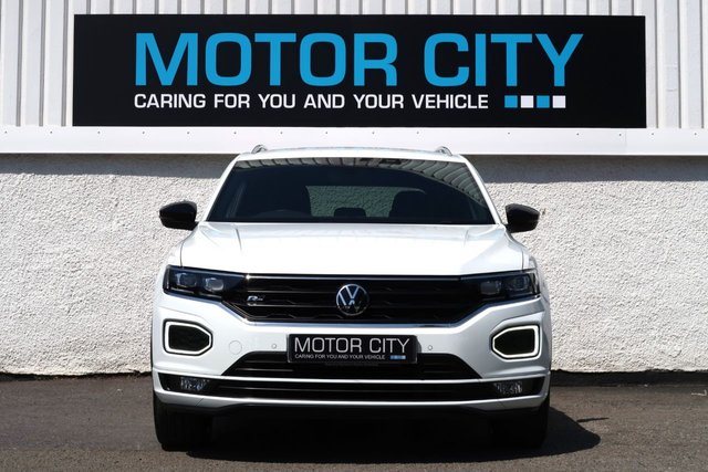 View our VOLKSWAGEN T-ROC