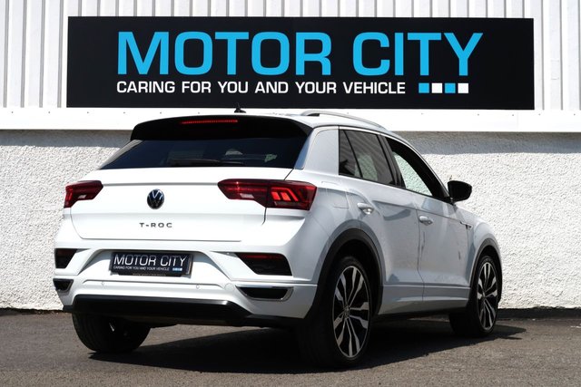View our VOLKSWAGEN T-ROC