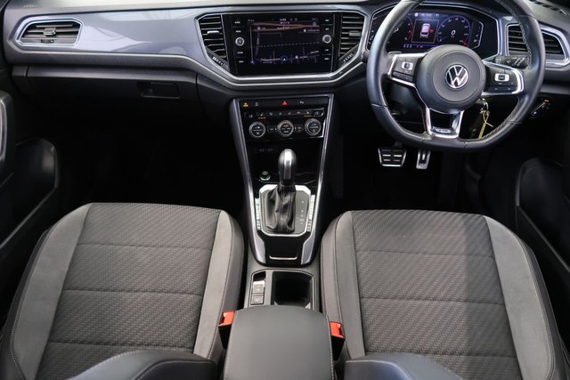 View our VOLKSWAGEN T-ROC