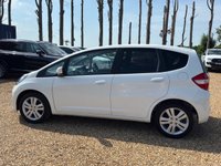 USED 2015 64 HONDA JAZZ 1.4 i-VTEC ES Plus Hatchback 5dr Petrol Manual Euro 5 (99 ps) FULL HISTORY+NEW MOT