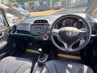 USED 2015 64 HONDA JAZZ 1.4 i-VTEC ES Plus Hatchback 5dr Petrol Manual Euro 5 (99 ps) FULL HISTORY+NEW MOT