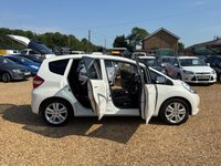USED 2015 64 HONDA JAZZ 1.4 i-VTEC ES Plus Hatchback 5dr Petrol Manual Euro 5 (99 ps) FULL HISTORY+NEW MOT