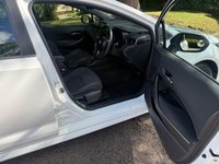 USED 2020 69 TOYOTA COROLLA 1.8 VVT-h Icon Tech Hatchback 5dr Petrol Hybrid CVT Euro 6 (s/s) (122 ps) Toyota service history and Warranty