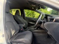 USED 2020 69 TOYOTA COROLLA 1.8 VVT-h Icon Tech Hatchback 5dr Petrol Hybrid CVT Euro 6 (s/s) (122 ps) Toyota service history and Warranty