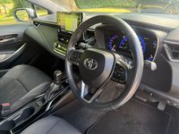 USED 2020 69 TOYOTA COROLLA 1.8 VVT-h Icon Tech Hatchback 5dr Petrol Hybrid CVT Euro 6 (s/s) (122 ps) Toyota service history and Warranty