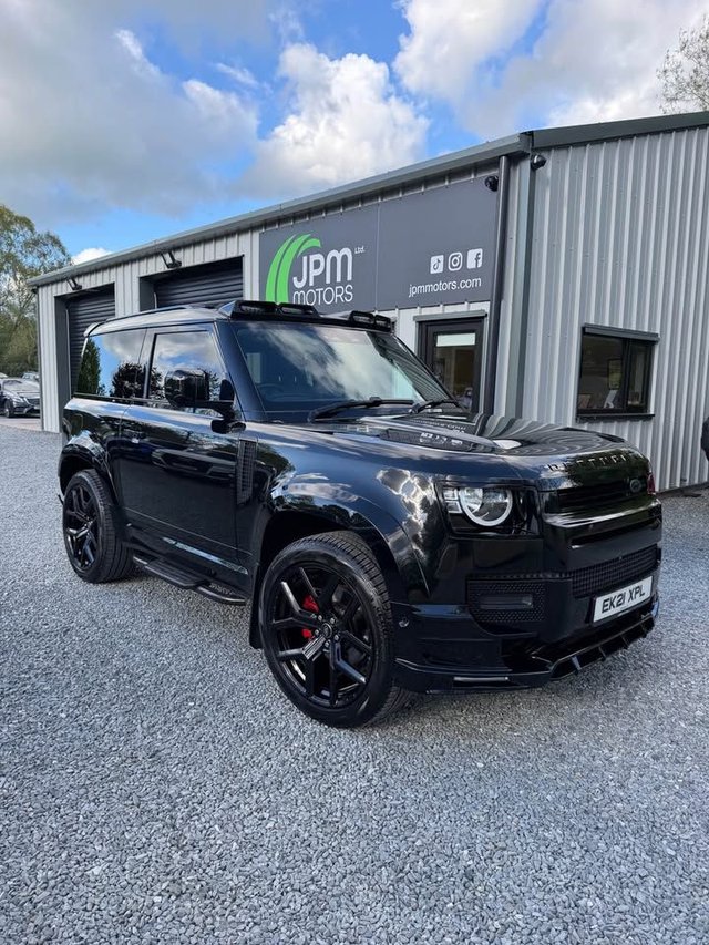 View our LAND ROVER DEFENDER