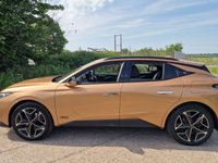 USED 2022 22 DS AUTOMOBILES DS 4 1.6 E-TENSE 12.4kWh Cross Rivoli Hatchback 5dr Petrol Plug-in Hybrid EAT8 Euro 6 (s/s) (225 ps) CAR IS CAPABLE OF 269.5 MILES P/GAL