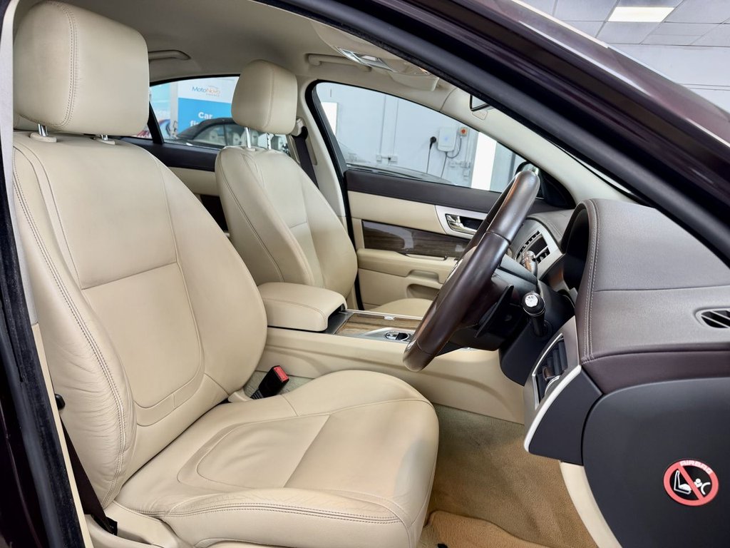 USED 2013 63 JAGUAR XF 3.0d V6 Premium Luxury Saloon 4dr Diesel Auto Euro 5 (s/s) (240 ps) 