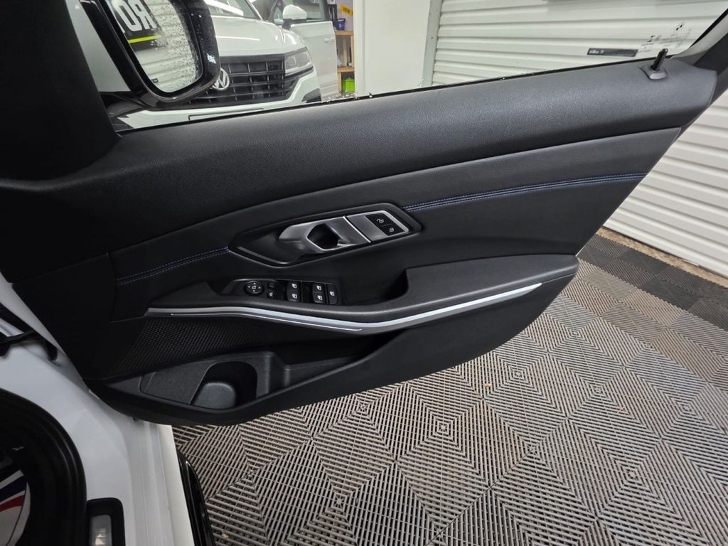 USED 2019 69 BMW 3 SERIES 2.0 318d M Sport Saloon 4dr Diesel Auto Euro 6 (s/s) (150 ps) Bluetooth