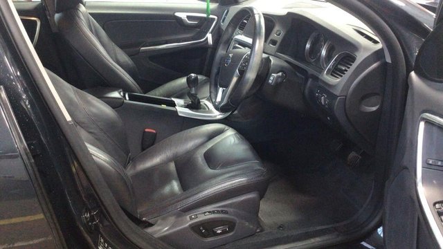 View our VOLVO V60