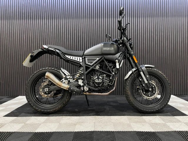 View our HERALD MOTOR CO Brat 250