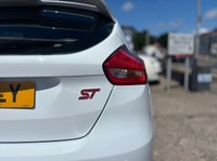 USED 2015 15 FORD FOCUS 2.0 TDCi ST-3 Hatchback 5dr Diesel Manual Euro 6 (s/s) (185 ps) SAT NAV + HEATED LEATHER + FSH + &pound;20 TAX + HD CAMERA