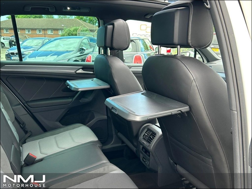 USED 2020 20 VOLKSWAGEN TIGUAN 1.5 TSI EVO R-Line Tech DSG Euro 6 (s/s) 5dr 9.9%APR LOW MILEAGE PAN ROOF