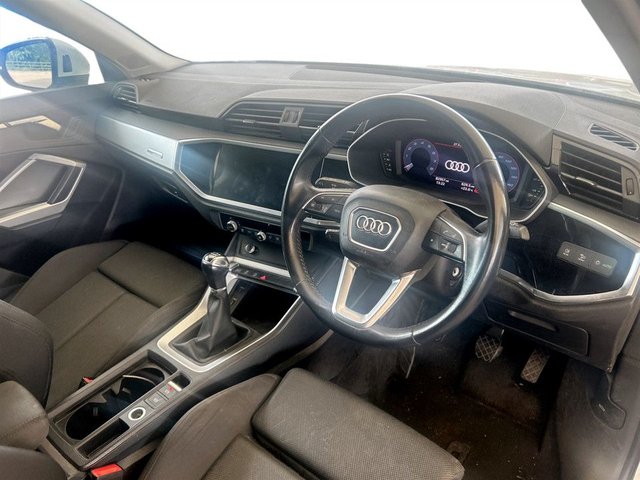 View our AUDI Q3