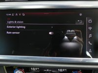 USED 2021 21 AUDI Q3 1.5 TFSI CoD 35 Technik 5d 150 S/S 1 OWNER FROM NEW, FULL SERVICE HISTORY, UPGRADE FOLDING TOW BAR,  VIRTUAL COCKPIT (DIGITAL DASH), REAR PARKING SENSORS , SAT NAV, WIRELESS APPLE CARPLAY / ANDROID AUTO, AUDI PRE SENSE, SIDE ASSIST, LANE DEPARTURE WARNING, TRAFFIC SIGN RECOGNITION, ELECTRIC FOLDING HEATED MIRRORS, DAB RADIO, BLUETOOTH PHONE & MUSIC, USB C PORTS, VOICE CONTROL,  6 SPEED MANUAL GEARBOX, START STOP, LED DAYTIME RUNNING LIGHTS, 17 INCH 10 SPOKE ALLOY WHEELS, ELECTRIC TAILGATE, ROOF RAILS, CLOTH INTERIOR