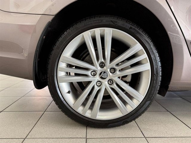 View our SKODA SUPERB