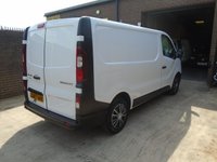 USED 2021 21 RENAULT TRAFIC 2.0 dCi ENERGY 28 Business Panel Van 5dr Diesel Manual SWB Standard Roof Euro 6 (s/s) (120 ps) 6 MONTHS PARTS AND LABOUR  WARRANTY