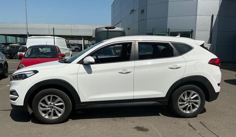 USED 2016 65 HYUNDAI TUCSON 1.6 GDi Blue Drive SE Nav SUV 5dr Petrol Manual Euro 6 (s/s) (132 ps) 