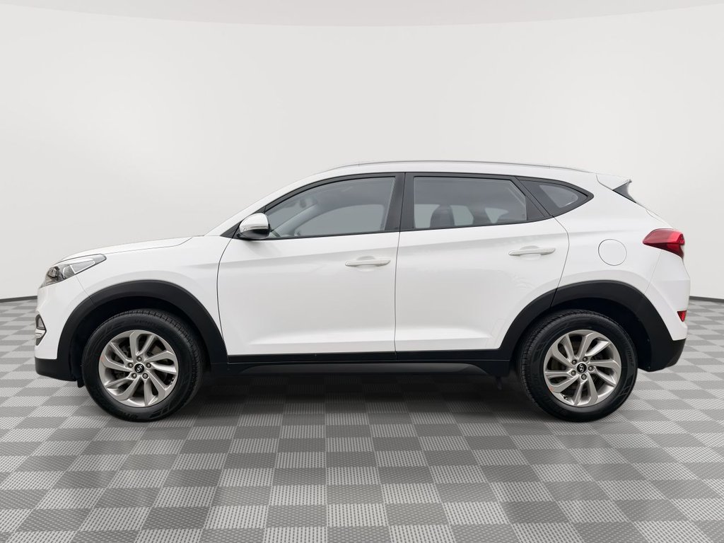 USED 2016 65 HYUNDAI TUCSON 1.6 GDi Blue Drive SE Nav SUV 5dr Petrol Manual Euro 6 (s/s) (132 ps) Sat Nav, Heated Seats