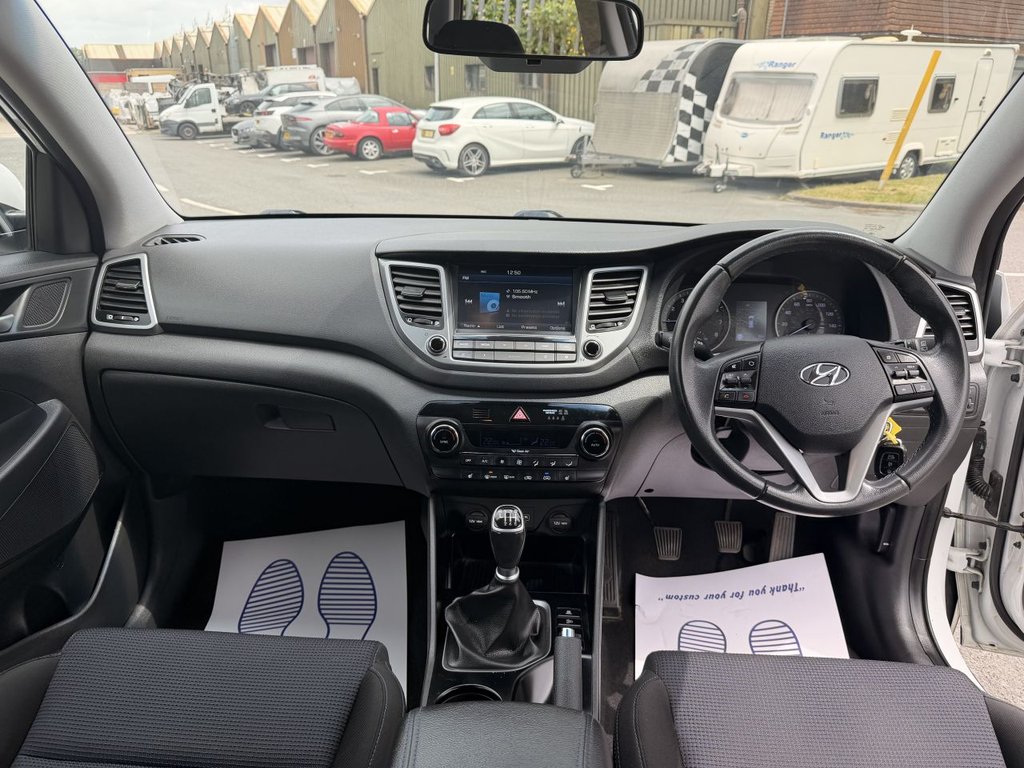 USED 2016 65 HYUNDAI TUCSON 1.6 GDi Blue Drive SE Nav SUV 5dr Petrol Manual Euro 6 (s/s) (132 ps) Sat Nav, Heated Seats