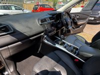 USED 2018 68 RENAULT KADJAR 1.3 TCe Signature S Nav SUV 5dr Petrol Manual Euro 6 (s/s) (140 ps) Low Miles * Ex Condition * Mot and Service on Sale