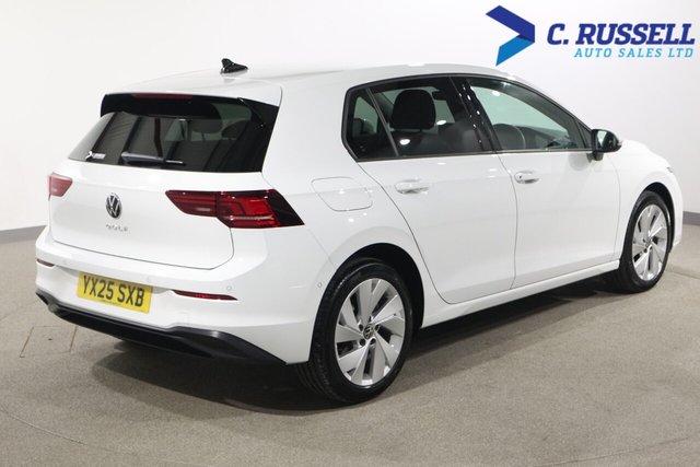 View our VOLKSWAGEN GOLF