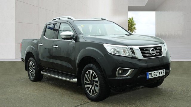 View our Nissan Navara 2.3 dCi Tekna Pickup Double Cab 4dr Diesel Auto 4WD Euro 6 (190 ps)